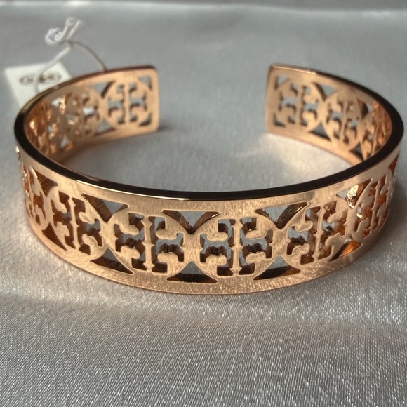 Tory Burch rose gold cuff bracelet new - Picture 2 of 4